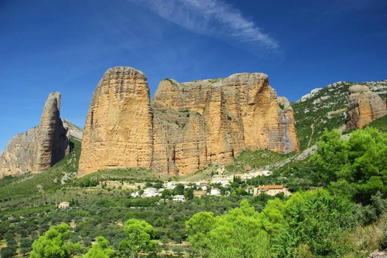 Apartamento Fontellas-Ayerbe Fontellas  Bagian luar foto